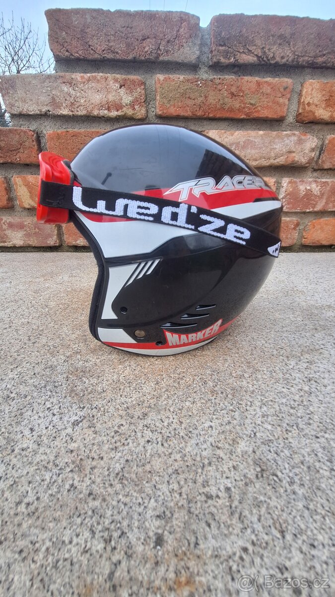 Dětská lyžařská přilba Marker včetně brýlí