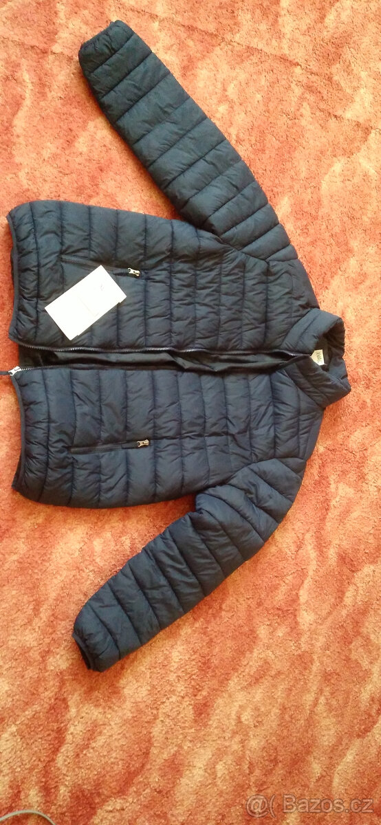 Prodám úplně novou a nikdy nenošenou zimní bundu vel XL