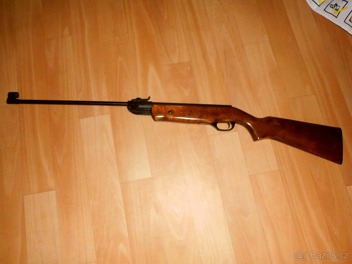 Vzduchovka IŽ 38 Bajkal