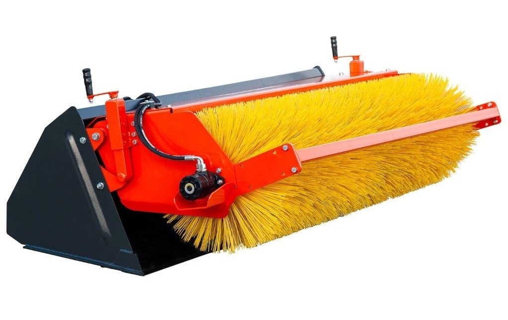 ZAMETACÍ KARTÁČ S LOPATOU