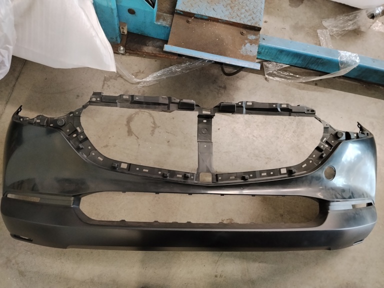 P NÁRAZNÍK ORIGINÁL CX30 MAZDA