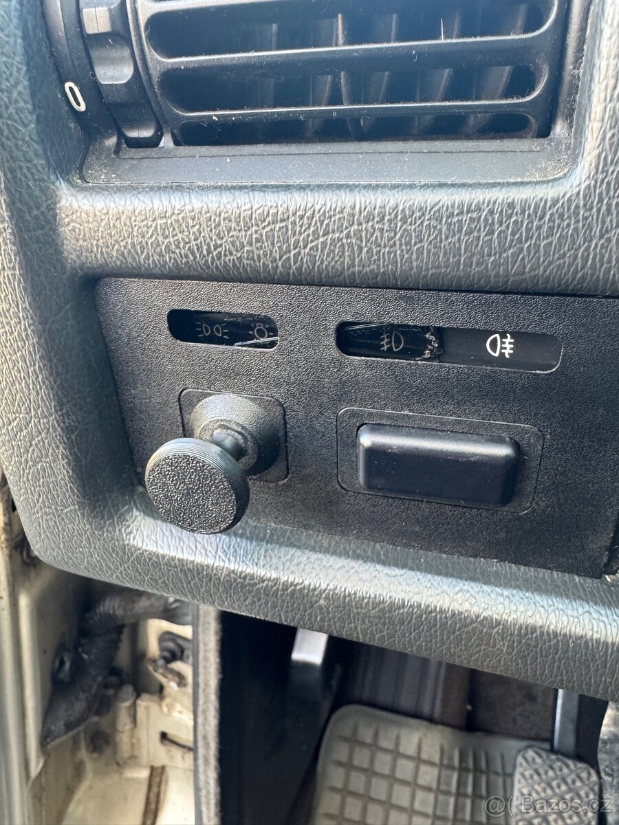 BMW e30 spínač světel