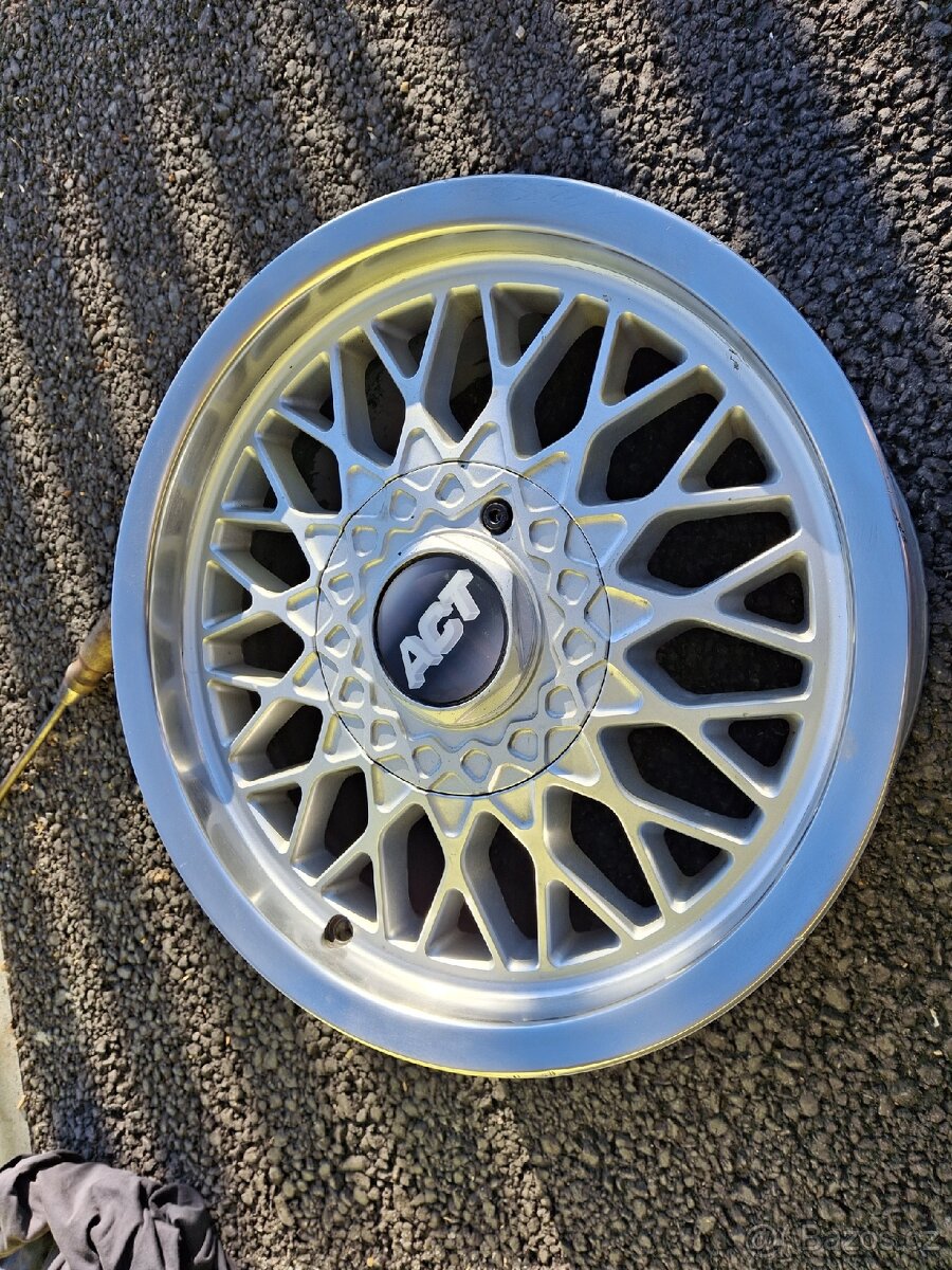 Alu kola 7,5Jx15 act