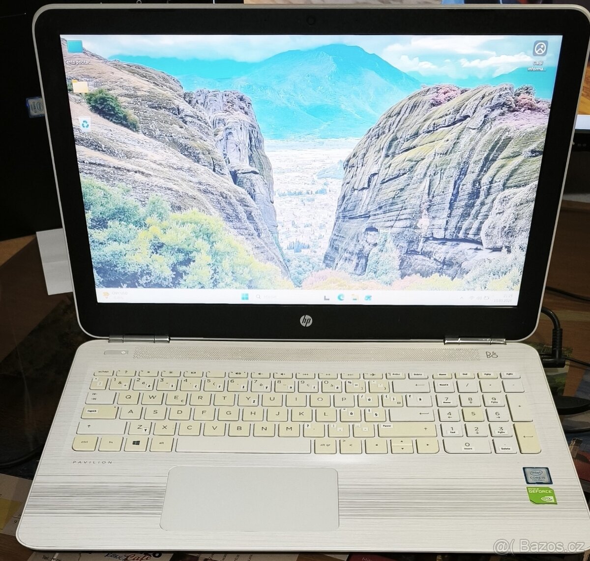HP Model 15-au120nf