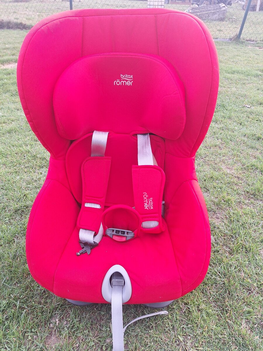 Prodám autosedačku Britax romer