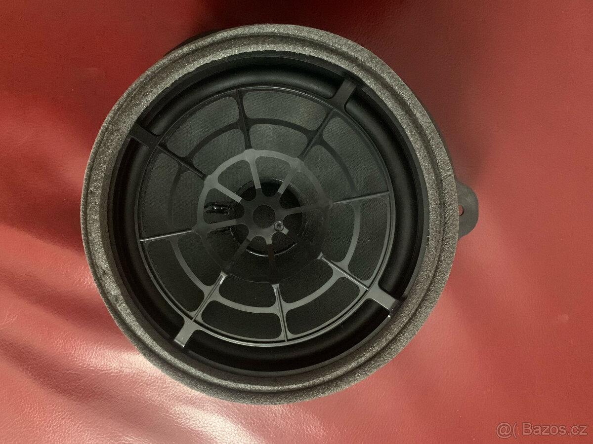 reproduktory bang olufsen audi a5, a4 B9 zadni dvere