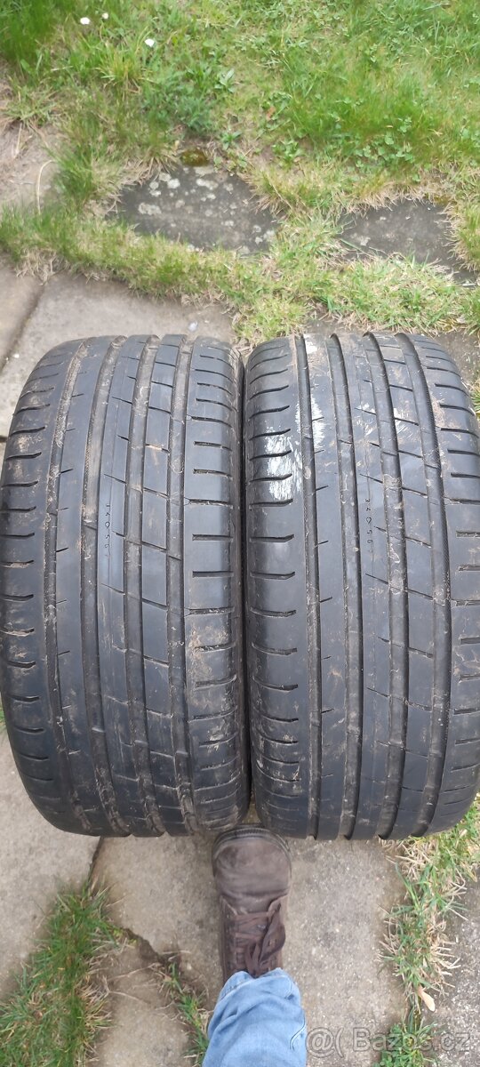 Nokian Powerproof 235/45/17 94Y