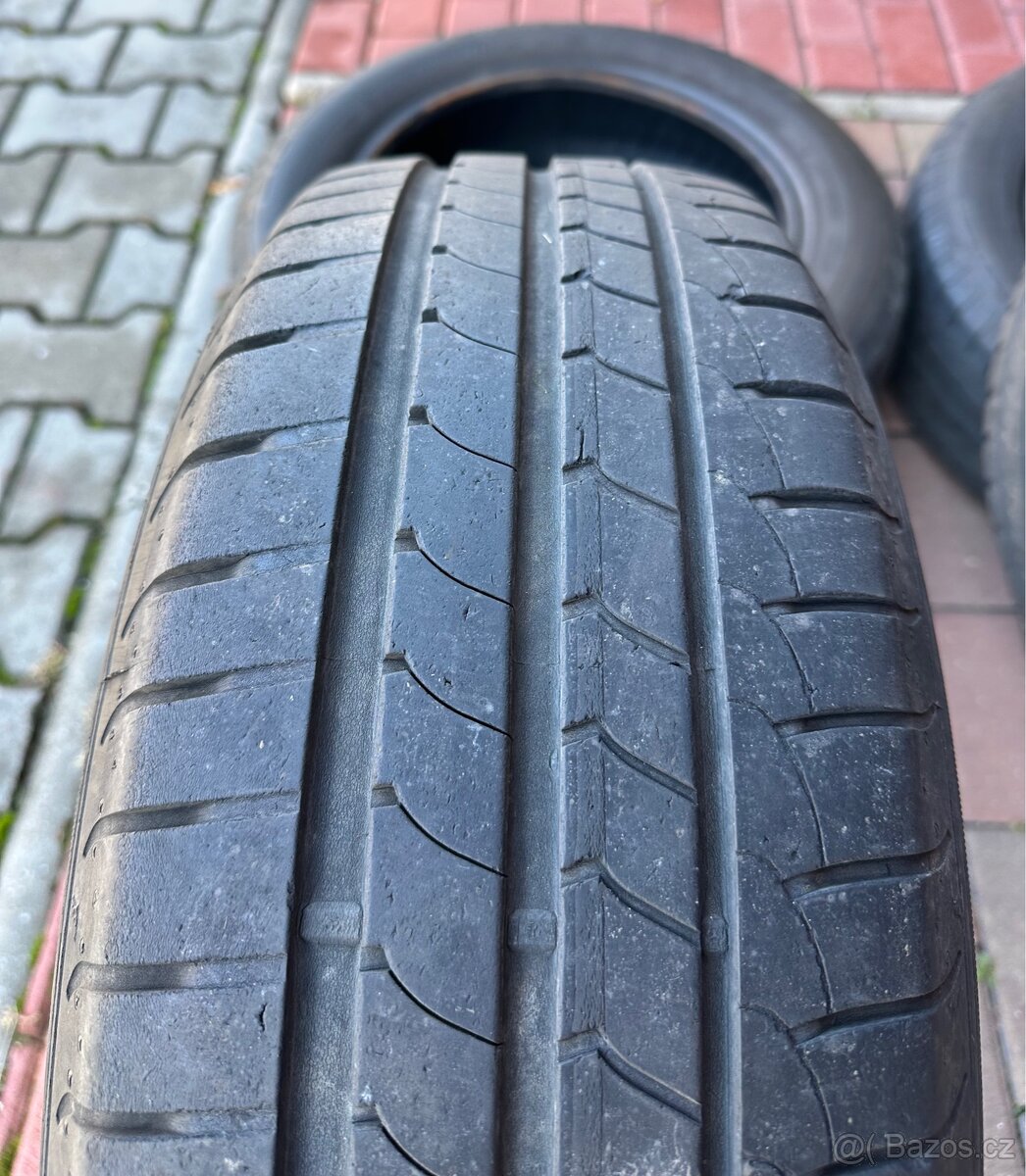 Goodyear 195/60/16 letní 5mm