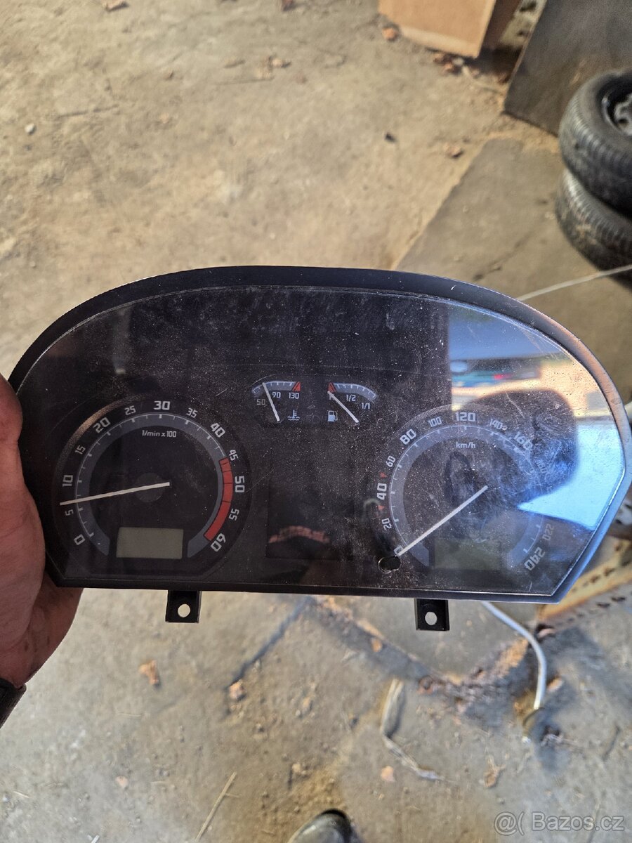 Fabia 1 budiky