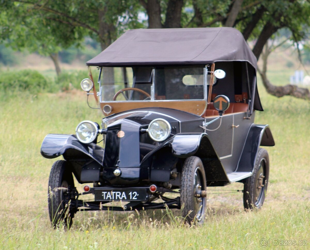 Tatra 12
