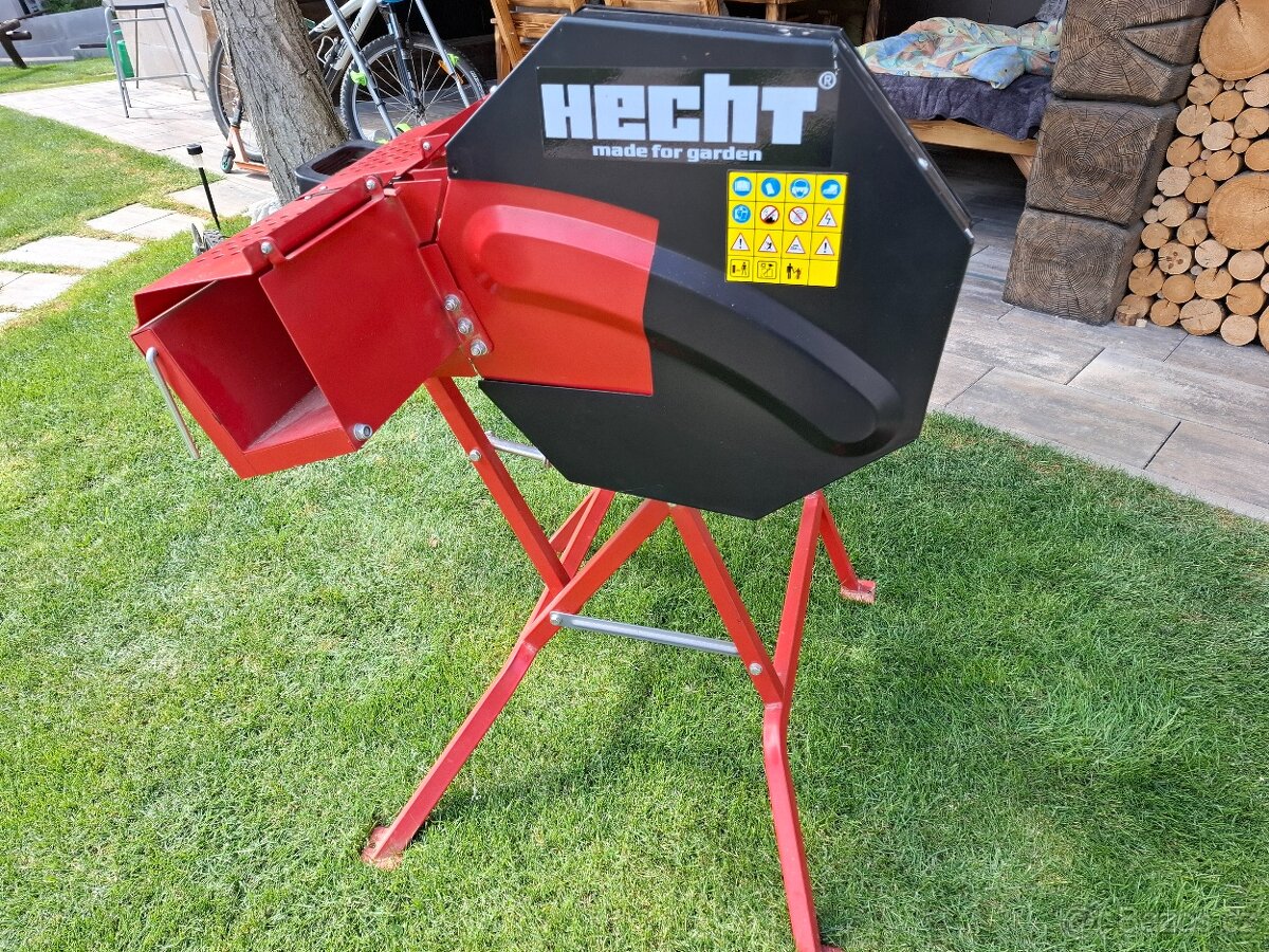 Okružní pila Hecht 8220