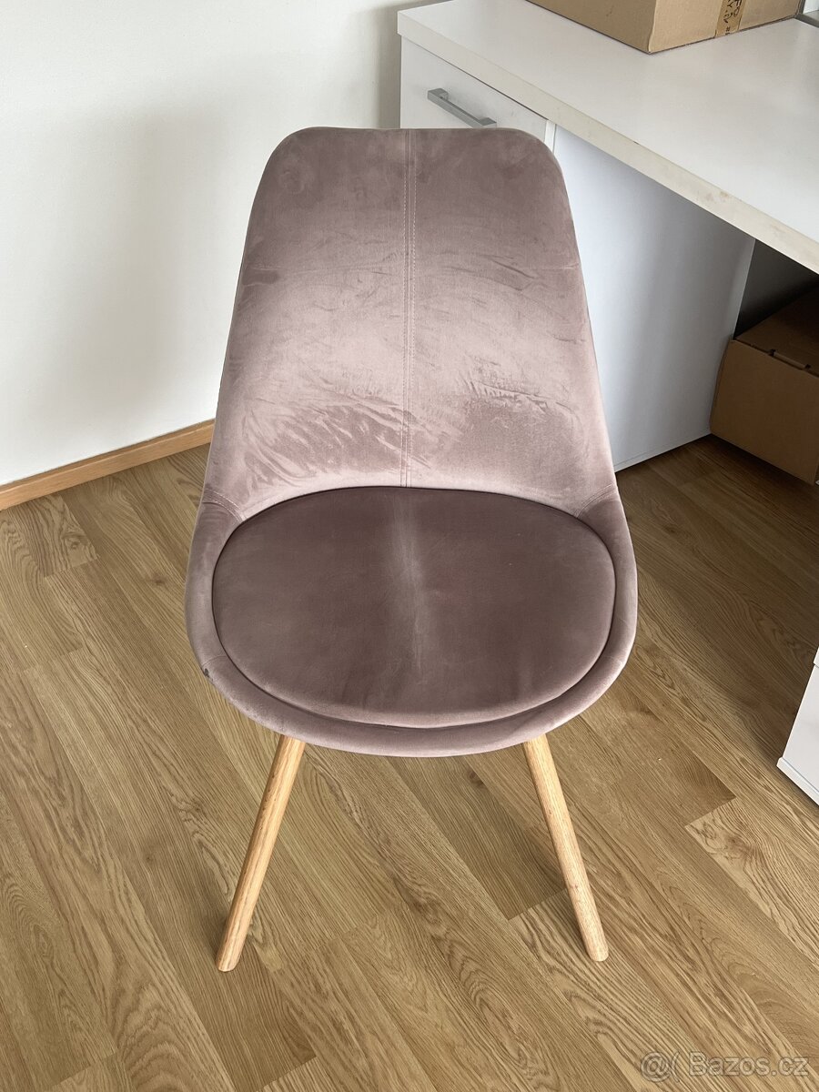 Růžové židle (4 ks)