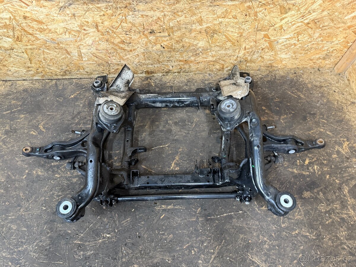 PŘEDNÍ NÁPRAVNICE MERCEDES W164