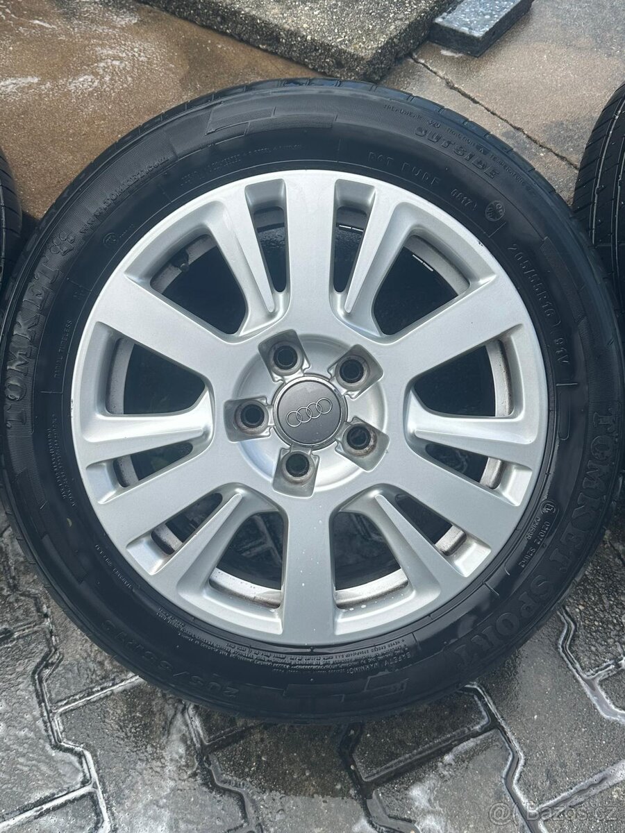 Audi A4 kola