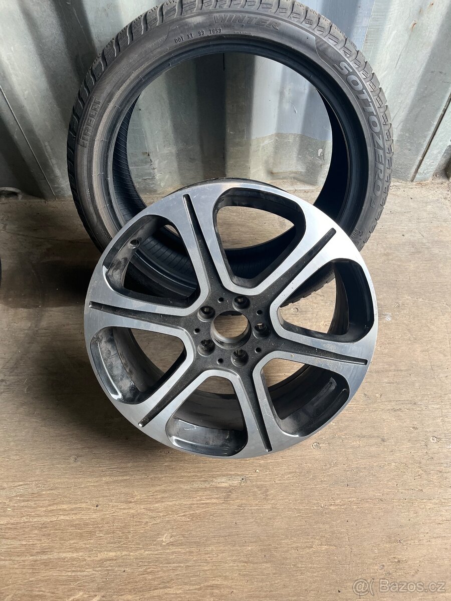 Mercedes W213 2018 Al kola