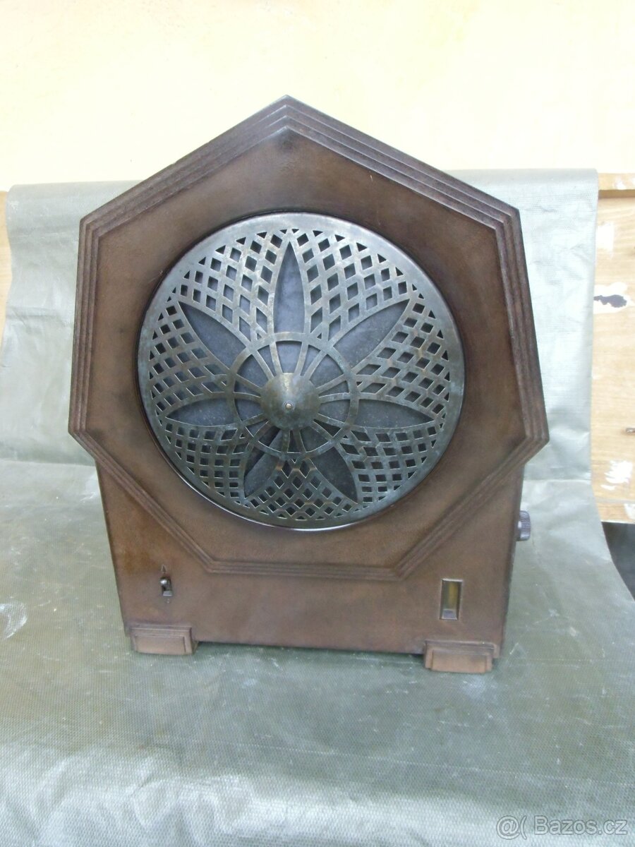 Starožitné rádio Philips 2634