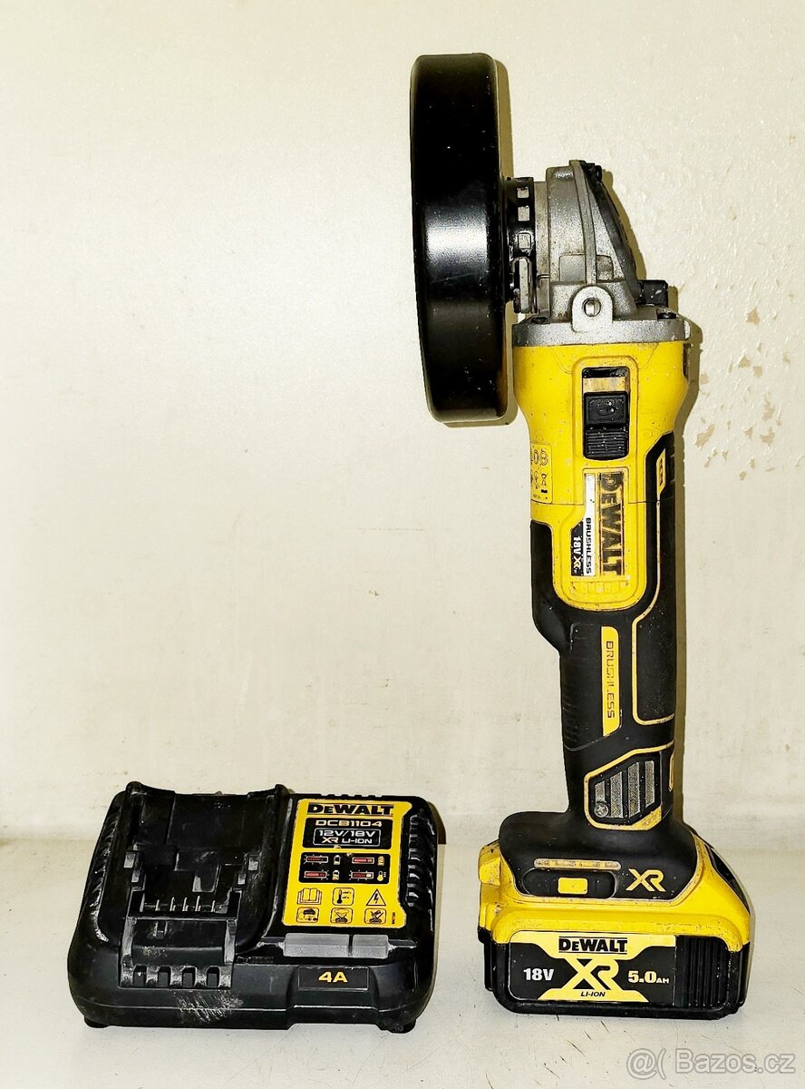DeWALT DCG405 - aku úhlová bruska + 18V/5Ah + nabíječka