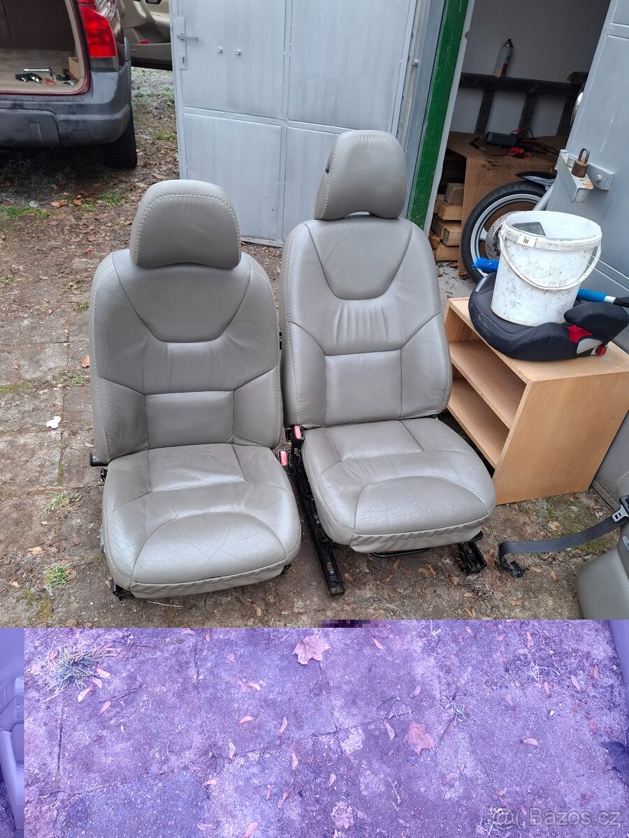 Sedadla Volvo XC70 I