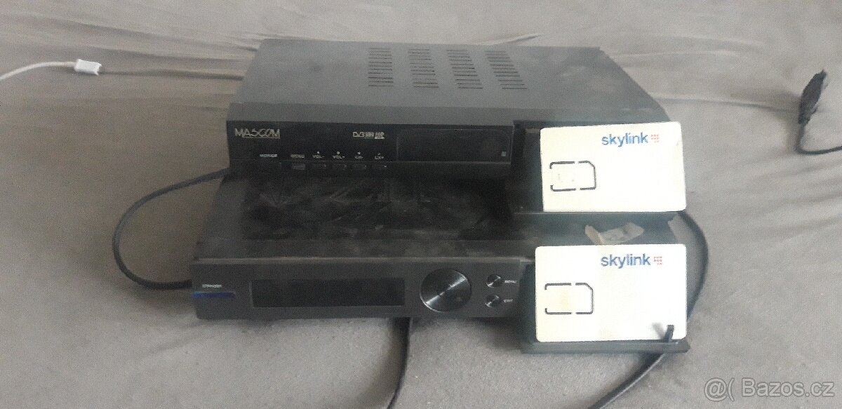 Dvd přehrávač + hdmi adaptéry se skyling kartami