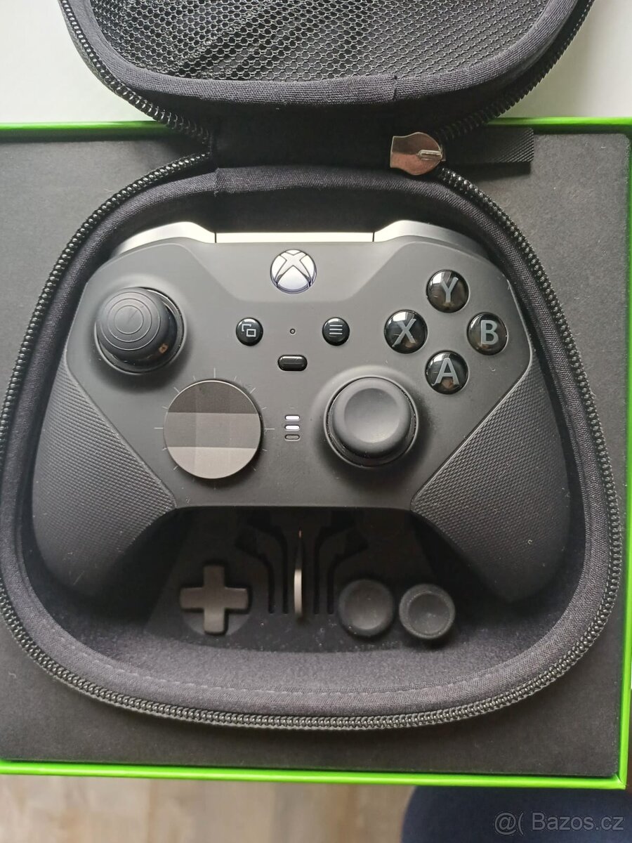 Bezdrátový ovladač Xbox Series Elite 2