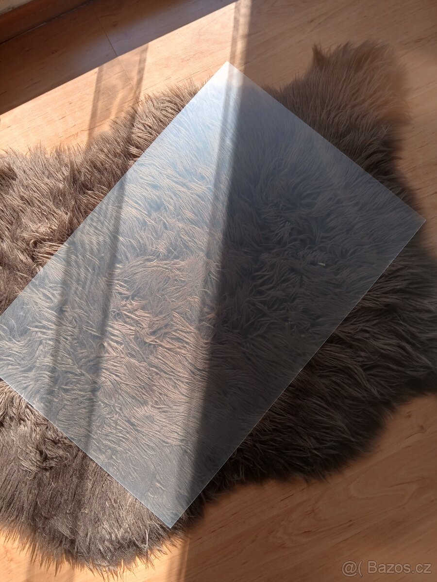 Kryt na rámeček plast 40x60
