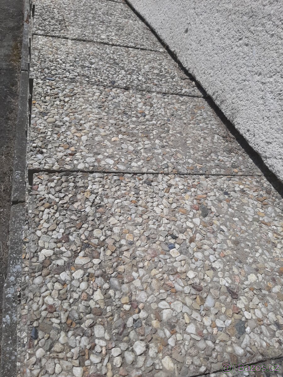 Vymývaná dlažba