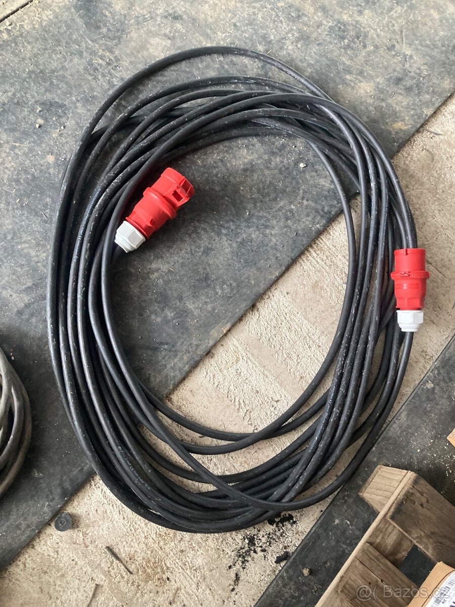 Prodlužovací kabel 400V 32A 4mm
