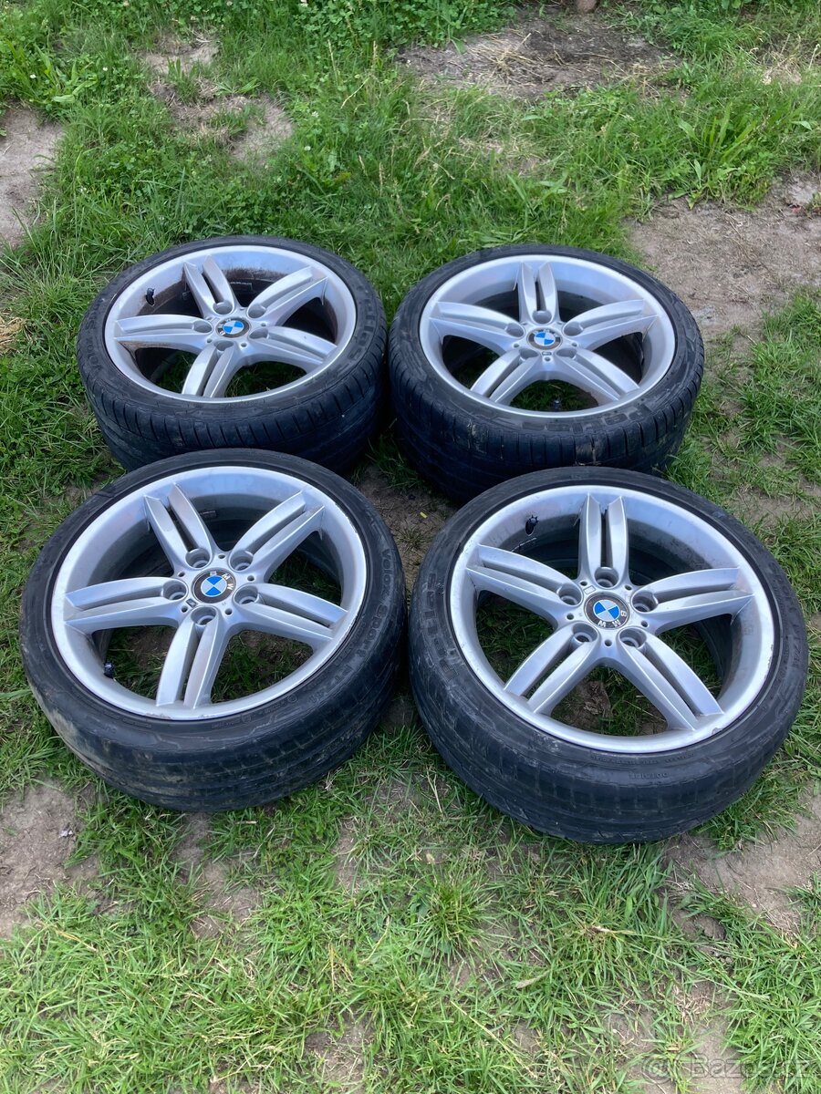 Bmw kola: Styling m208 5x120 r18, dvojrozměr