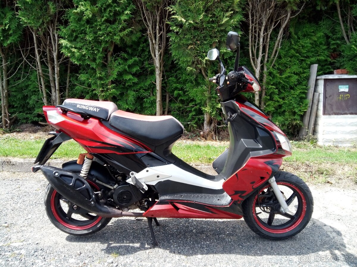 Prodám skútr HUATIAN 50 4T r.v 2009