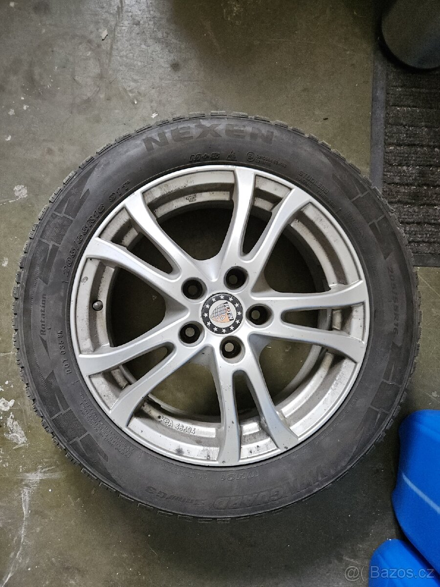 Alu kola 5x114,3 R16 + zimní pneu 205/55 R16 Nexen