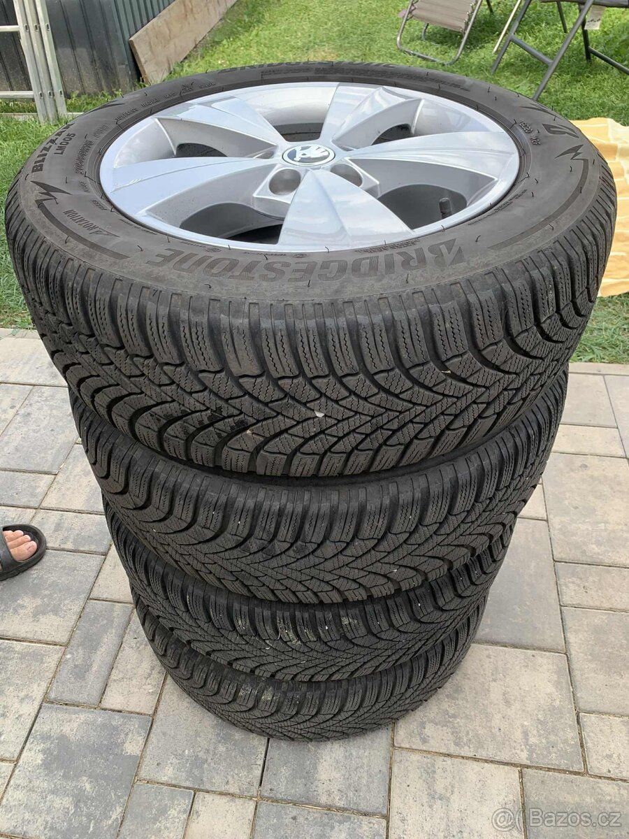 Kompletní original sada kol Škoda R16