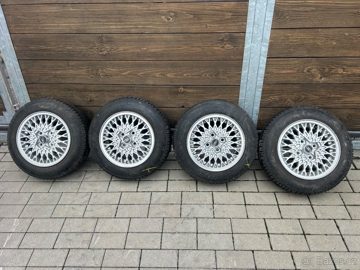 4x108 R13