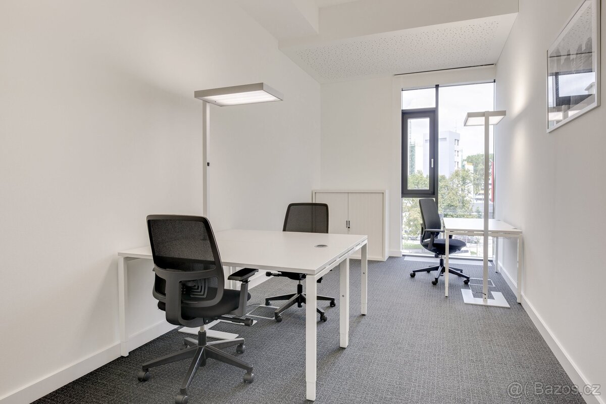 Pronájem kanceláře, 60 m² - Praha - Holešovice