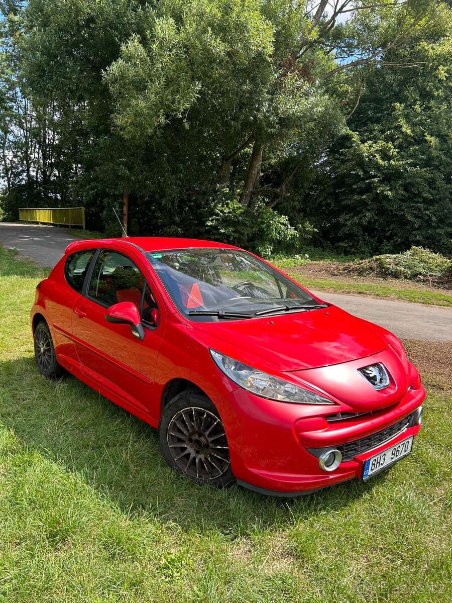 Peugeot 207, 1.6 HDi 80 kW - najeto 255 xxx km