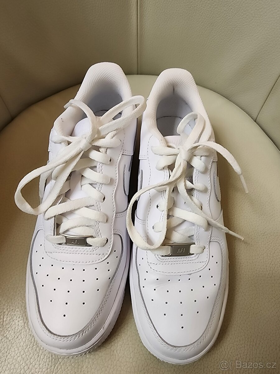 Nike Air Force 1 Low, bílé,  velikost 40