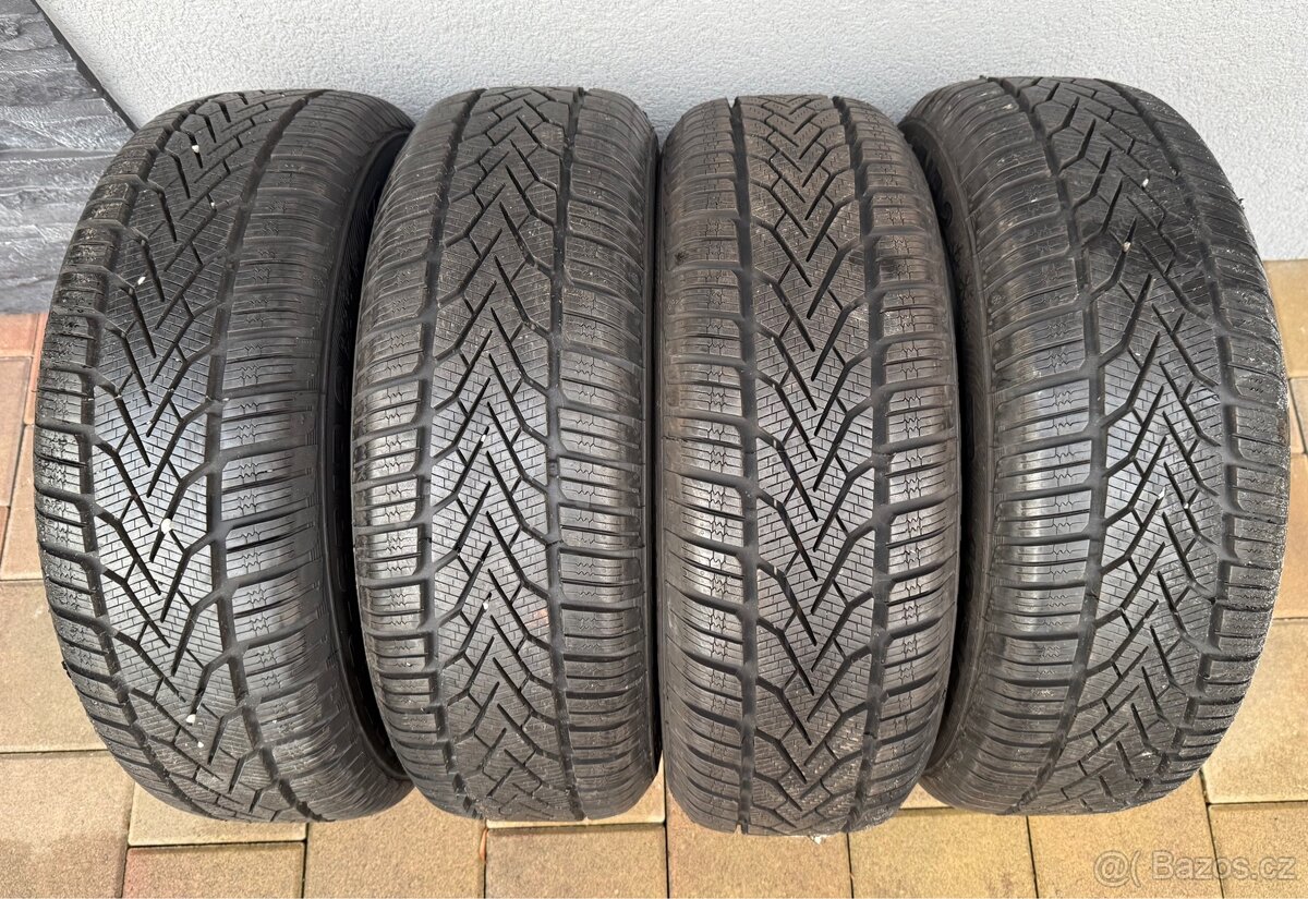 Zimní sada pneu 195/65r15