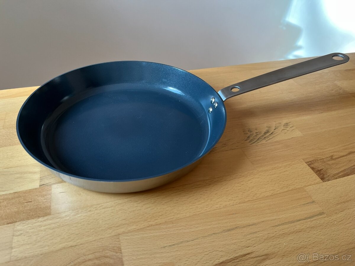 Ikea pánev Hemkomst 28cm