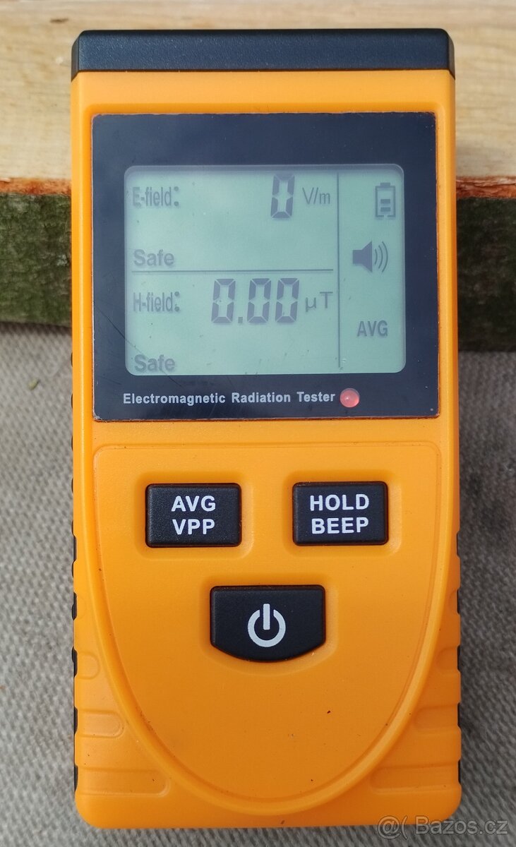 MĚŘIČ / DETEKTOR ELEKTROMAGNETICKÉHO POLE