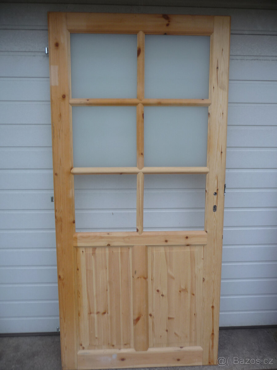 Nové borovicové dveře "Londýn" 6S, 90 pravé, tvrzené sklo