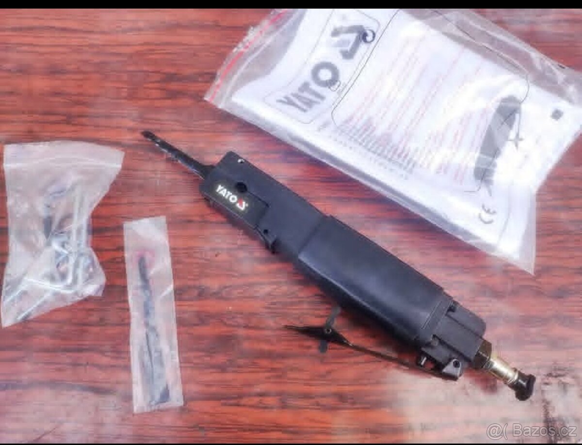 Yato YT-09955 - pneumatická přímočará pila