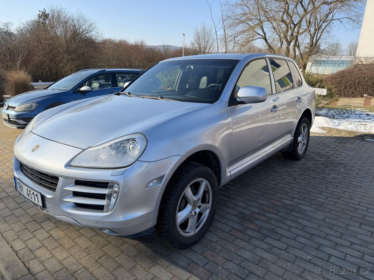 Porsche Cayenne 3.6 V6 – Bez vzduchu