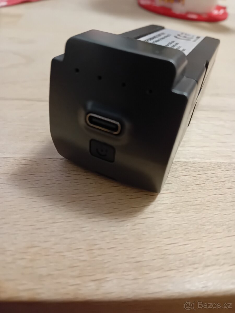 Koupím baterii do drona l6oo pro max GPS