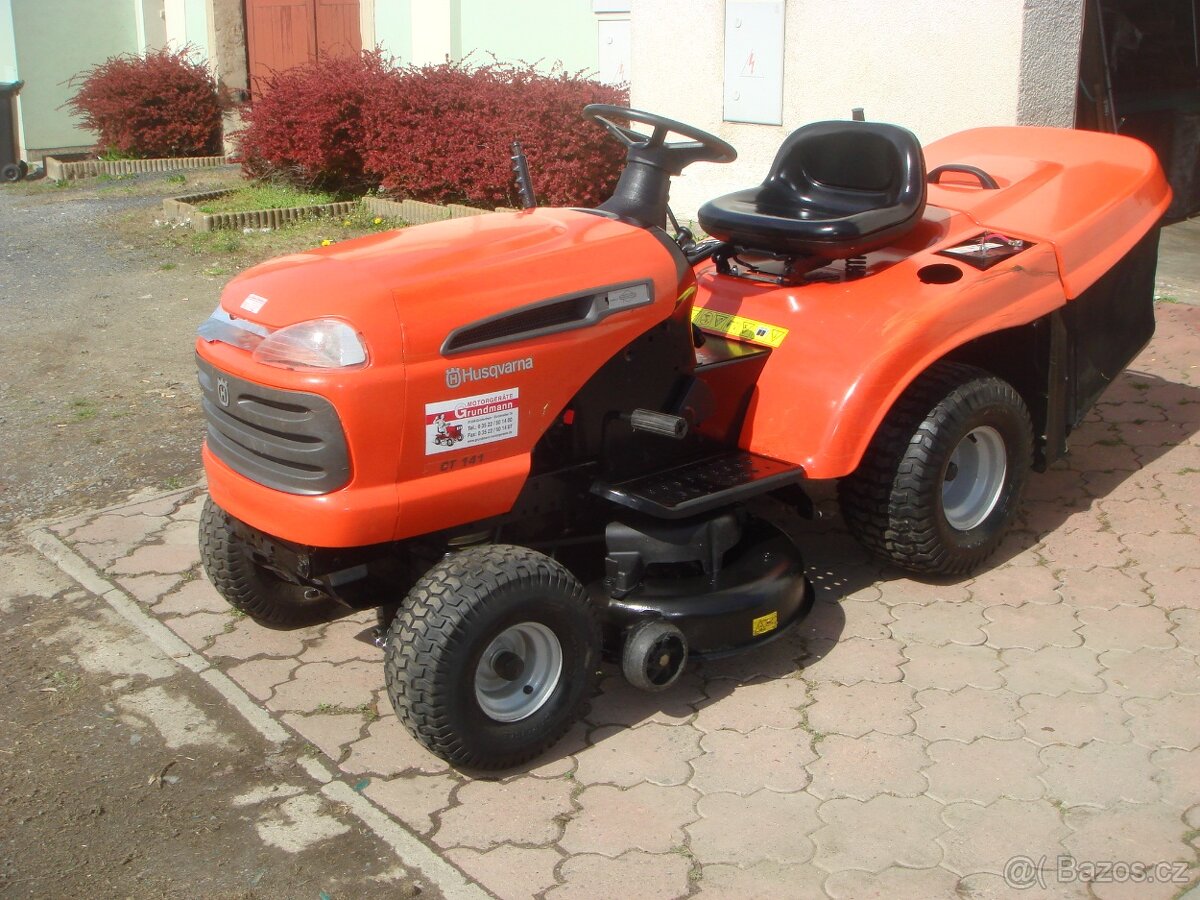 Zahradní traktor, traktůrek HUSQVARNA CT 141