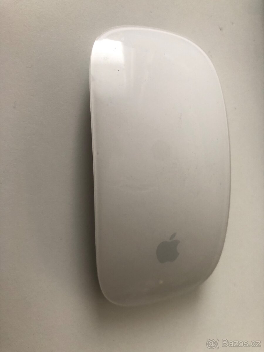 Apple Magic Mouse v1
