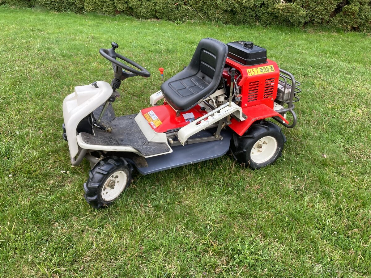 Zahradní traktor , mulčovací stroj Orec RM 86 HST