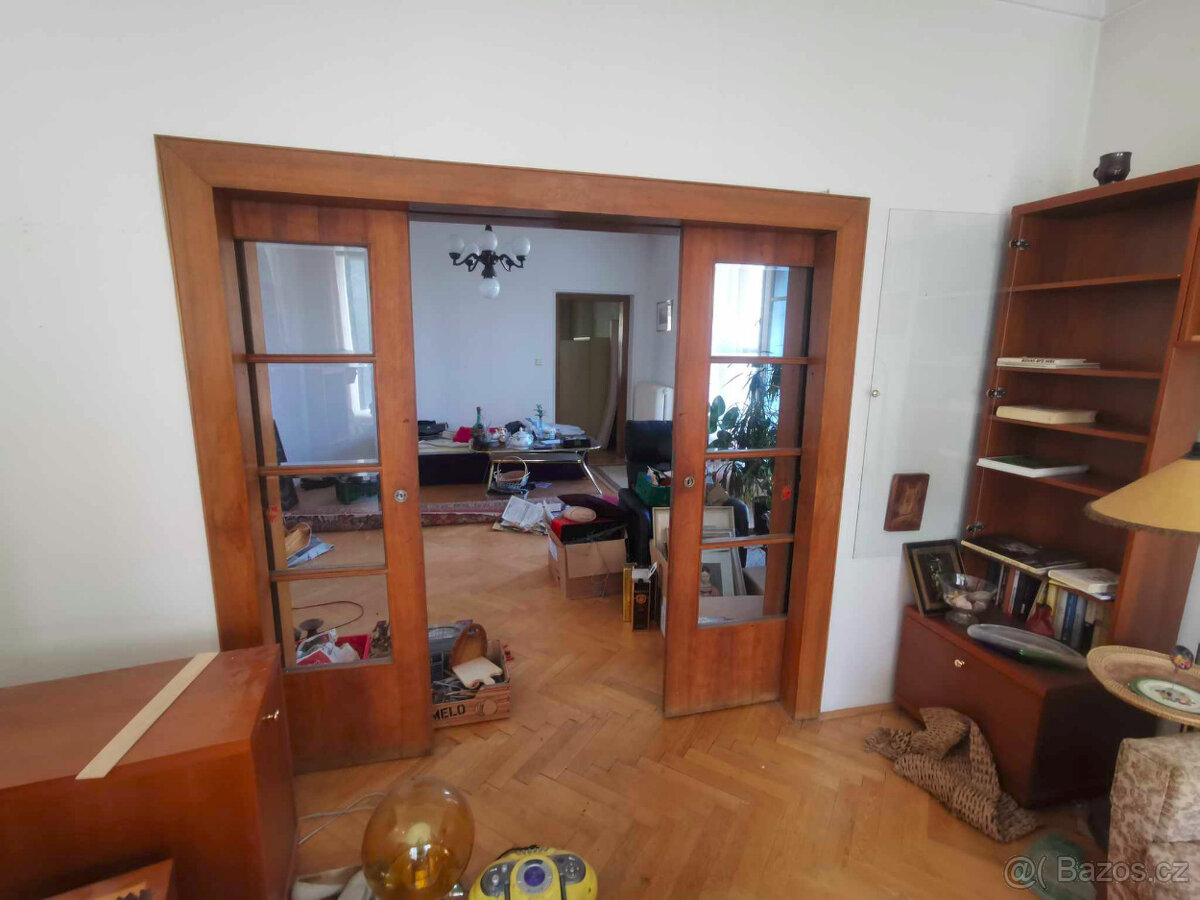 Posuvné dveře starožitné