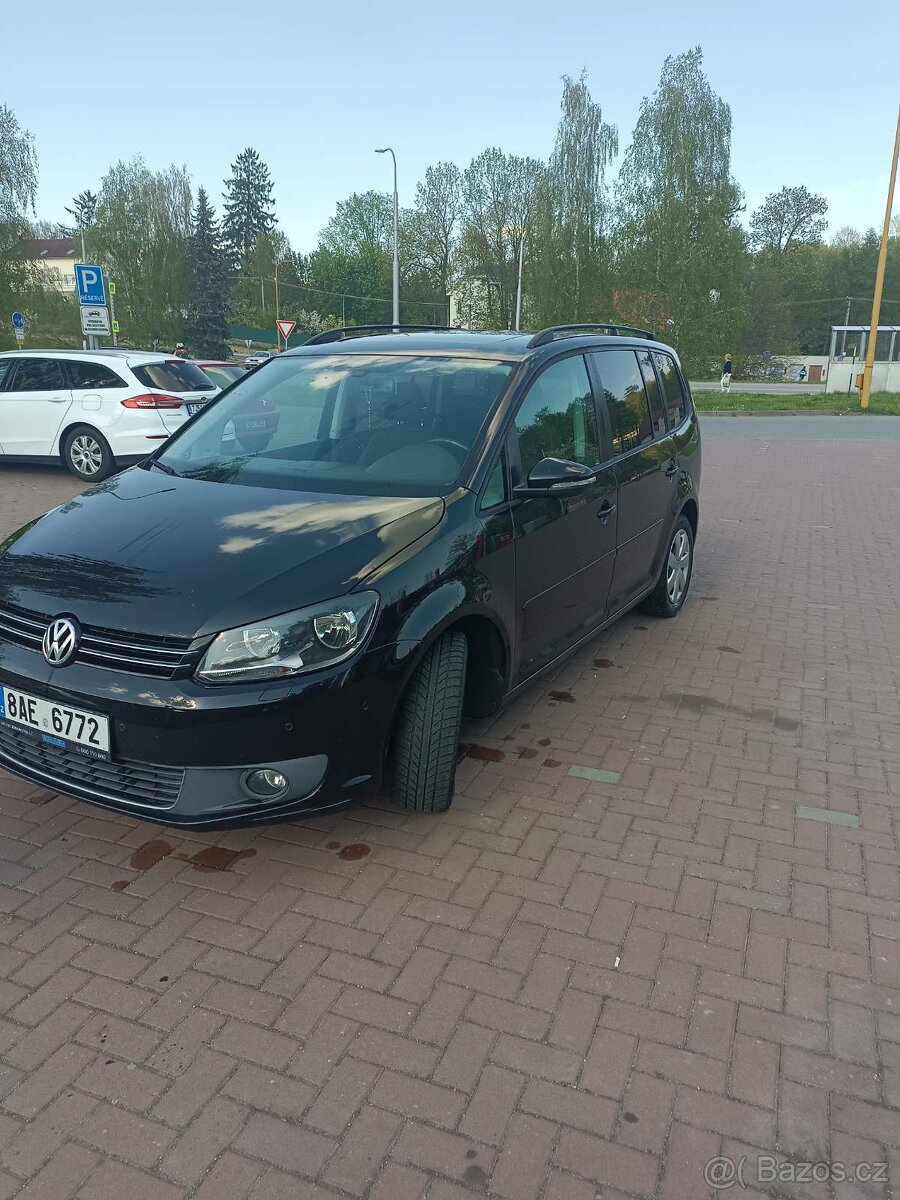 Volkswagen Touran R.V.2011 2.0.TDI 103 KW
