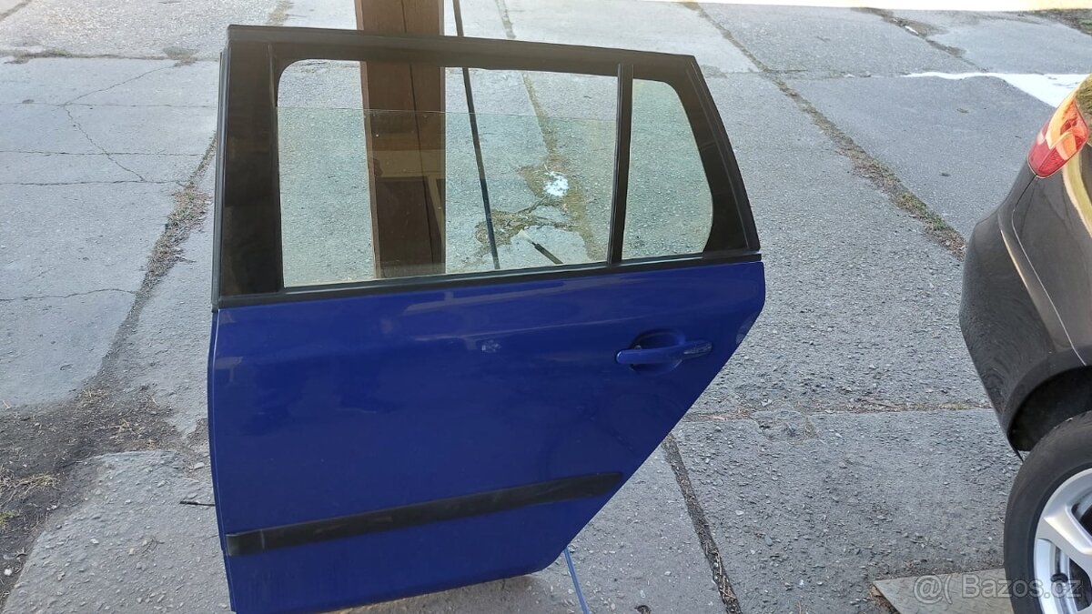 Levé zadní dveře Škoda Fabia 2 kombi