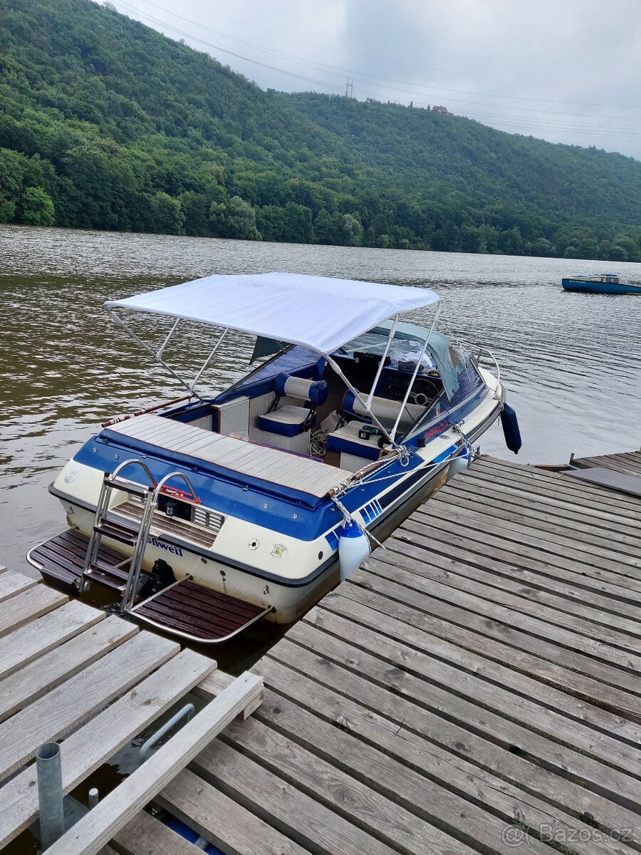 Loď (motorový člun) Draco 1800 DC včetně traileru