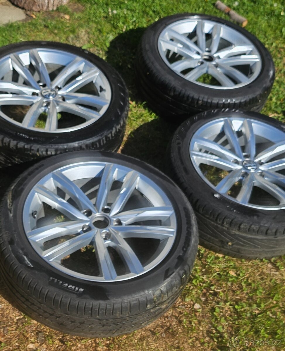 PRODÁM ORIGINÁLNÍ SADU ALU KOL : passat r18 Dartford 3G06010